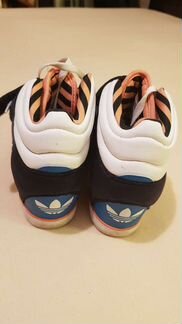 Сникеры Adidas