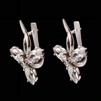 Серьги из серебра с фианитовыми вставками