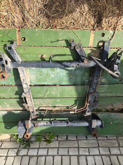 Подрамник Mercedes Vito 638