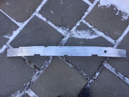 Бмв 5 кузов Ф 10, усилитель бампера 101190-26GE