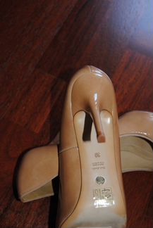 Новые туфли Massimo Dutti, Испания р.38-39