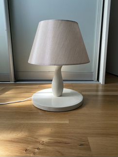 Лампа настольная