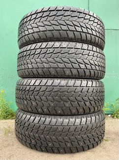 Toyo 215/65 R16