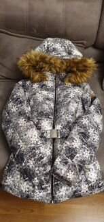 Продаётся зимняя куртка Luhta для девочки