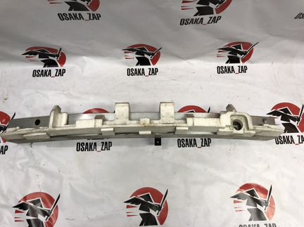 Усилитель переднего бампера Nissan tiida 2004-2013