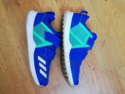 Кроссовки adidas р.36