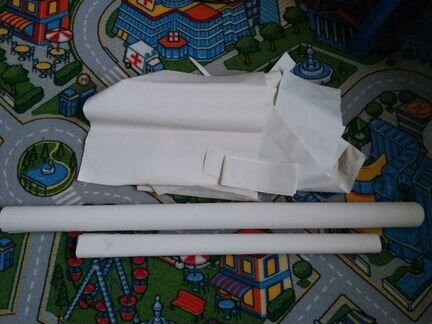 Пеноблоки, плинтус, обои, линолеум, подоконник