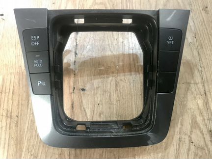 Накладка центральной консоли VW Passat B6