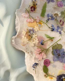 Эстетичный поднос из смолы