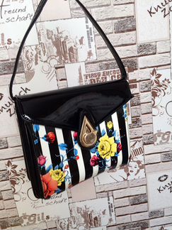 Женские сумочки