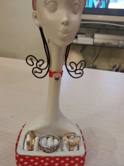 Стойка для ювелирных украшений