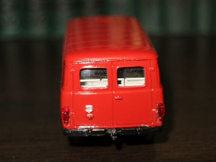 Коллекционная модель УАЗ 452В (А41) 1:43