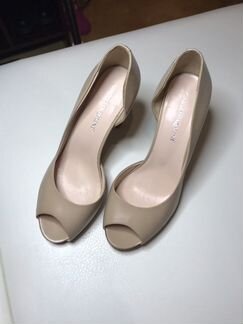 Женская обувь