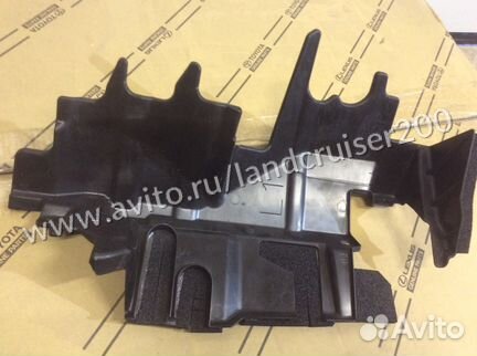 Дефлектор радиатора левый Land Cruiser 200