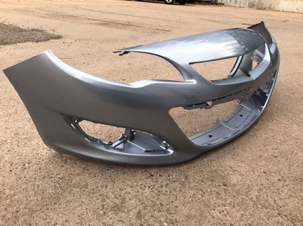 Бампер передний Opel Astra J 2013