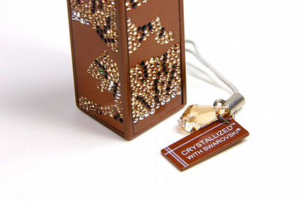 Зажигалка из кристаллов swarovski