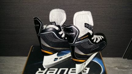 Детские хоккейные коньки Bauer