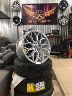 Vossen HF2 R17 4*100