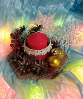 Свеча новогодняя