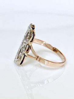 Золотое кольцо с бриллиантами