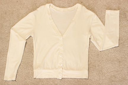 Блуза молочного цвета