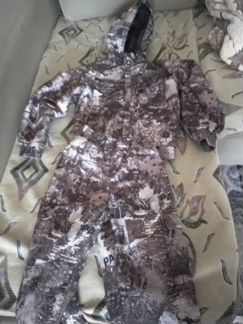 Куртка и штаны (костюм ) демисезонный на 6-8 л