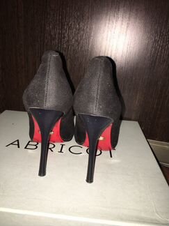 Туфли классические лодочки