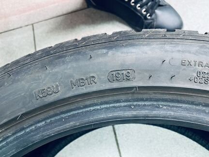 Шины б/у 245 45 r18 100v
