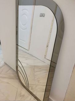 Зеркало настенное