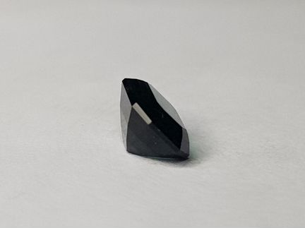 33Т. Турмалин. Индиголит. Нигерия.1.15 кт