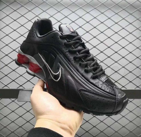 black and red nike shox r4
