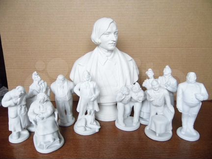 Фарфоровые статуэтки 