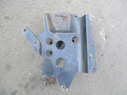 Кронштейн бачка гидроусилителя Scania