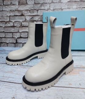 Зимние ботинки женские