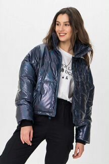 Перламутровая куртка