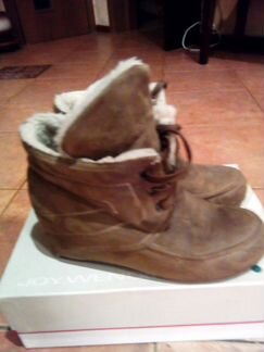 Ботинки на танкетке