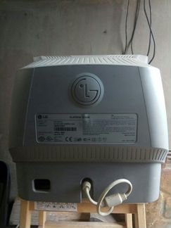 Монитор LG flatron F700B