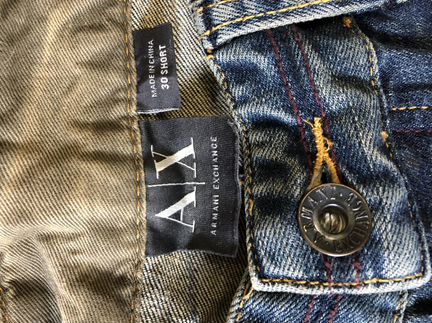 Джинсы Armani