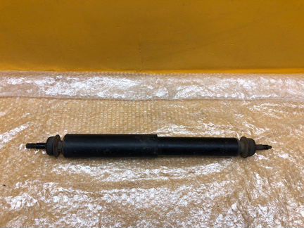 Амортизатор передний Nissan Patrol Y61 1997-2010
