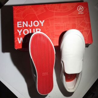 Новые белые кеды слипоны affex 38