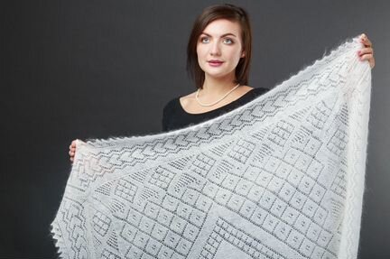 Пуховая шаль 