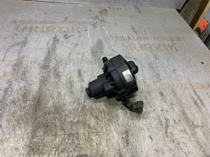 Насос продувки катализатора Mercedes V-Class W639