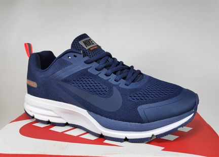 Кроссовки Nike