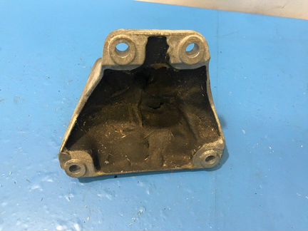 Опора двигателя правая Bmw X4 2.0Dx G02 B47 2019