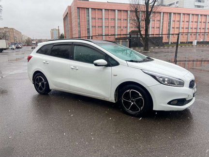 KIA Ceed 1.6 МТ, 2014, 175 000 км