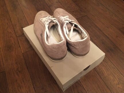 Продам кроссовки Lacoste