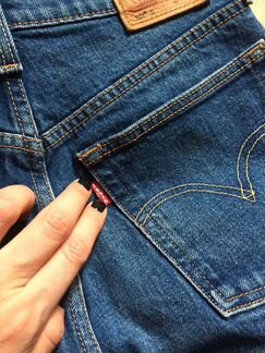 Женские джинсы levis 501