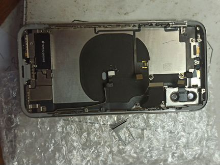 iPhone X корпус