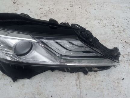 Тойота Камри XV 70 (2018) фара правая