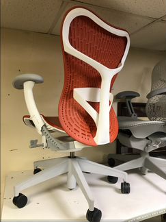 Herman miller mirra 2
